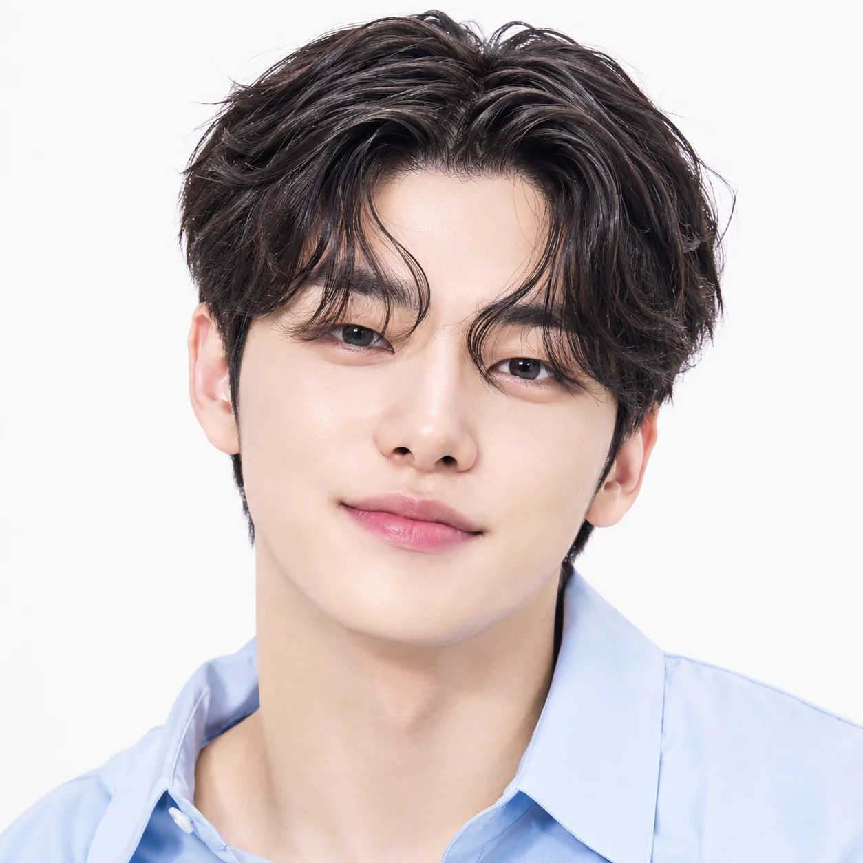 The Comma Hair Style
